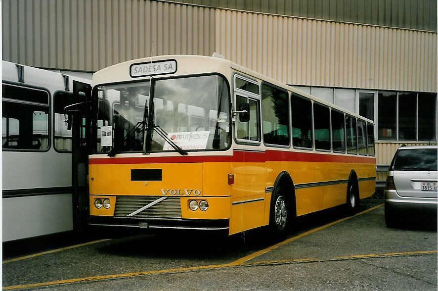 (054'434) - Sadesa, Coppet - Volvo/Lauber am 15. Juli 2002 in Biel, Rattinbus