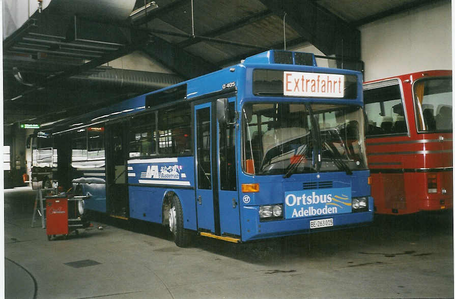 (054'928) - AFA Adelboden - Nr. 17/BE 263'015 - Mercedes (ex Frhlich, Zrich Nr. 603; ex VBZ Zrich Nr. 682) am 24. Juli 2002 im Autobahnhof Adelboden