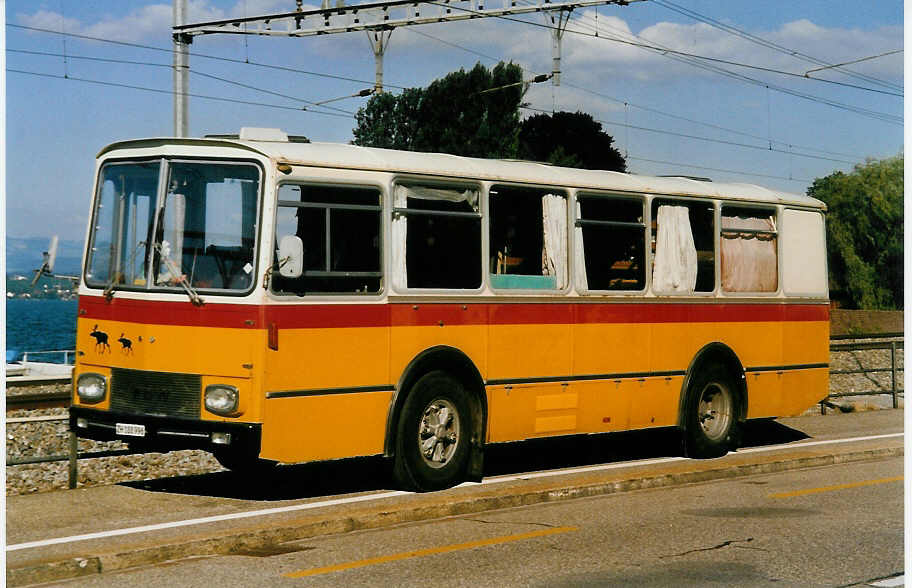 (055'121) - Hofmann, Wdenswil - ZH 188'996 - FBW/Rizzi (ex P 23'502) am 27. Juli 2002 in Wdenswil, Giessen