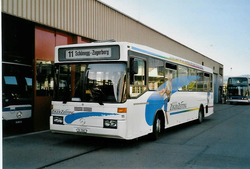 (055'135) - ZVB Zug - Nr. 11/ZG 3361 - Mercedes/Hess am 27. Juli 2002 in Zug, Garage