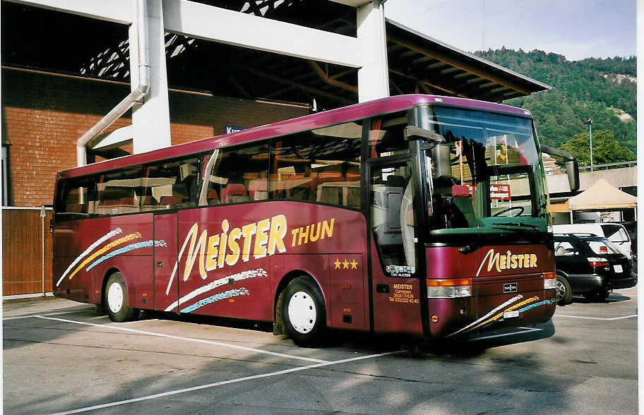 (055'332) - Meister, Thun - BE 78'669 - Van Hool am 8. August 2002 in Thun, Grabengut