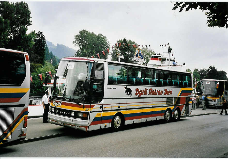 (055'535) - Dysli, Bern - Nr. 20/BE 74'908 - Setra am 29. August 2002 bei der Schifflndte Thun