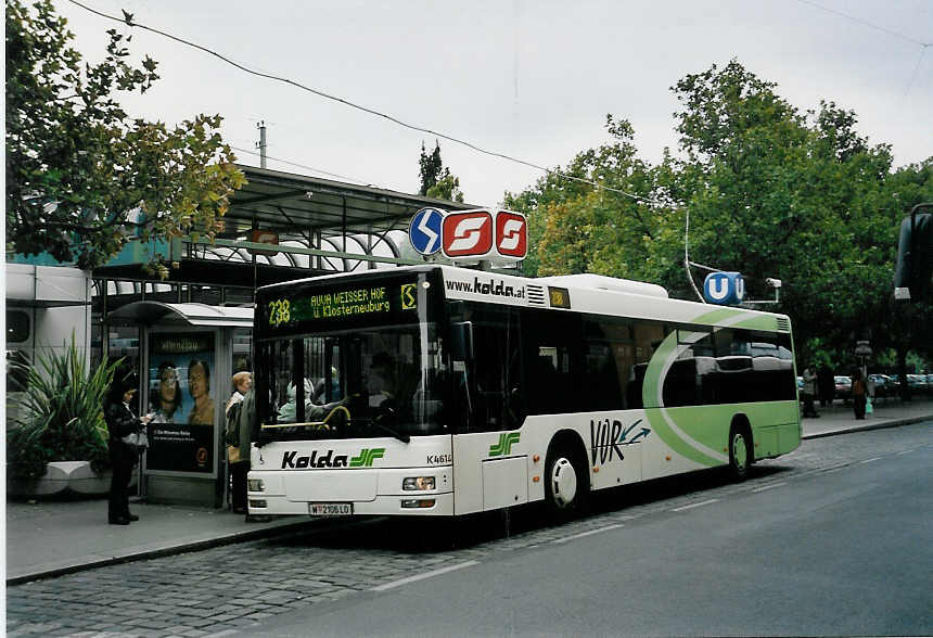 (056'617) - Dr. Richard - Nr. K4614/W 2106 LO - MAN am 9. Oktober 2002 in Wien, Heiligenstadt