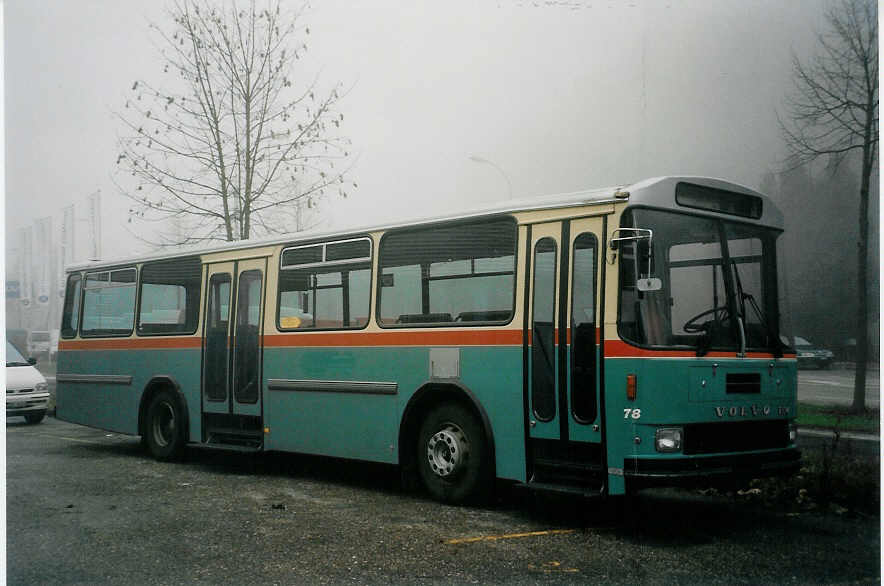 (057'905) - GFM Fribourg - Nr. 78 - Volvo/Hess am 27. Dezember 2002 in Biel, BTR