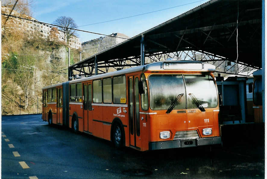 (058'221) - TPG Genve (AGMT) - Nr. 111 - FBW/Hess am 1. Januar 2003 in Genve, Dpt