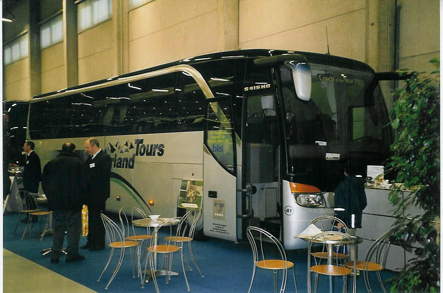 (058'509) - AAGI Interlaken - Nr. 41/BE 65'900 - Setra am 12. Januar 2003 in Bern, Ferienmesse