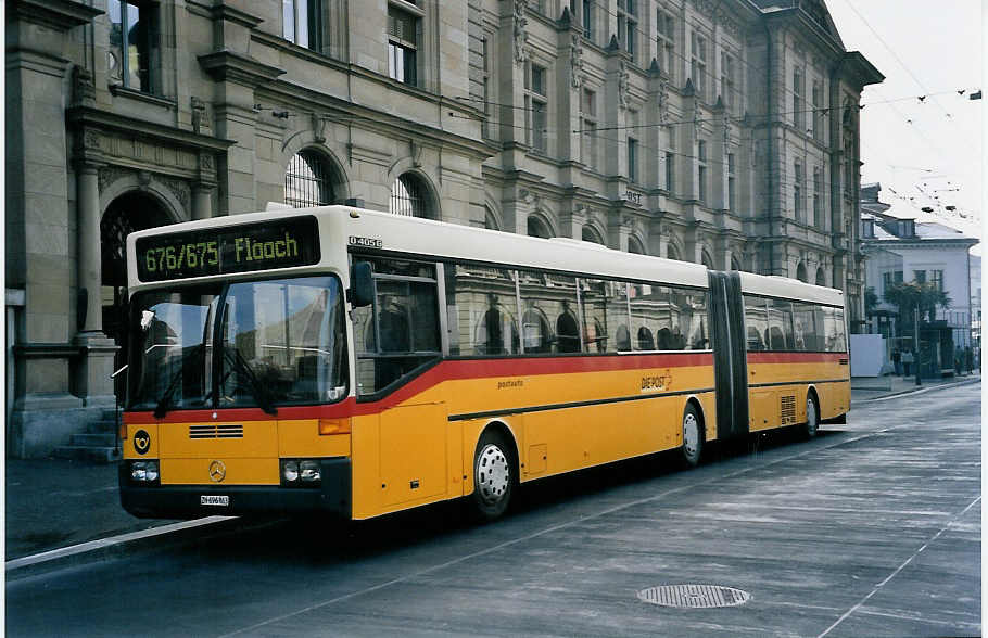 (058'906) - Moser, Flaach - Nr. 4/ZH 696'863 - Mercedes (ex P 27'706) am 20. Februar 2003 beim Hauptbahnhof Winterthur