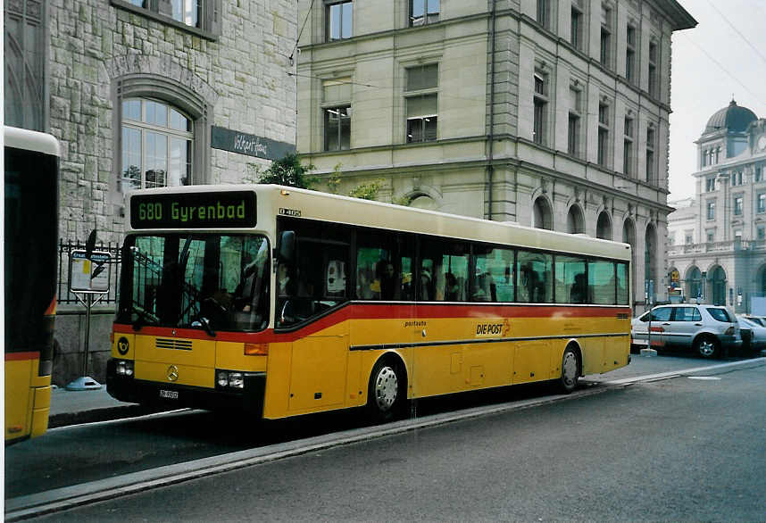 (058'930) - Steiger, Schlatt - ZH 93'012 - Mercedes am 20. Februar 2003 beim Hauptbahnhof Winterthur