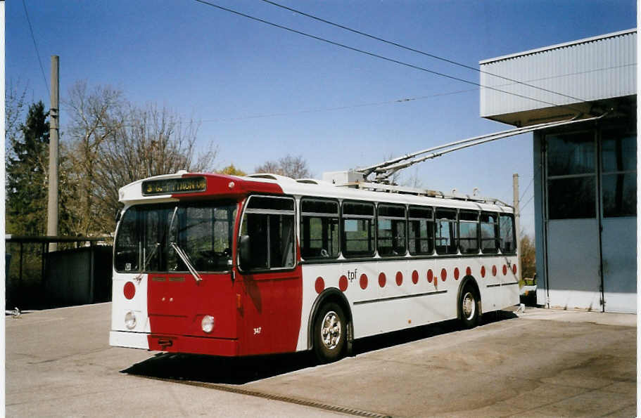 (059'823) - TPF Fribourg - Nr. 347 - FBW/Hess Trolleybus (ex TL Lausanne Nr. 703) am 18. April 2003 in Fribourg, Garage