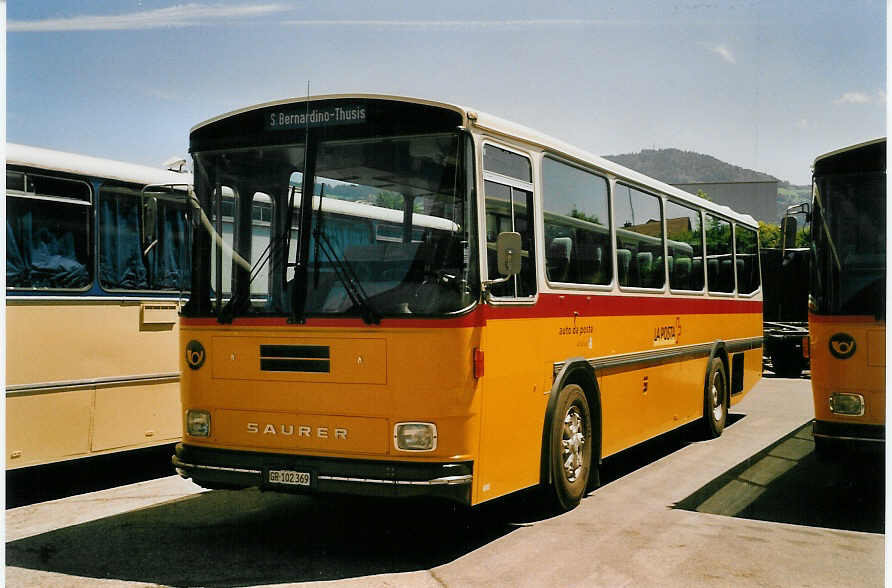 (060'916) - PostAuto Graubnden - GR 102'369 - Saurer/R&J (ex P 24'350) am 21. Juni 2003 in Hinwil, AMP