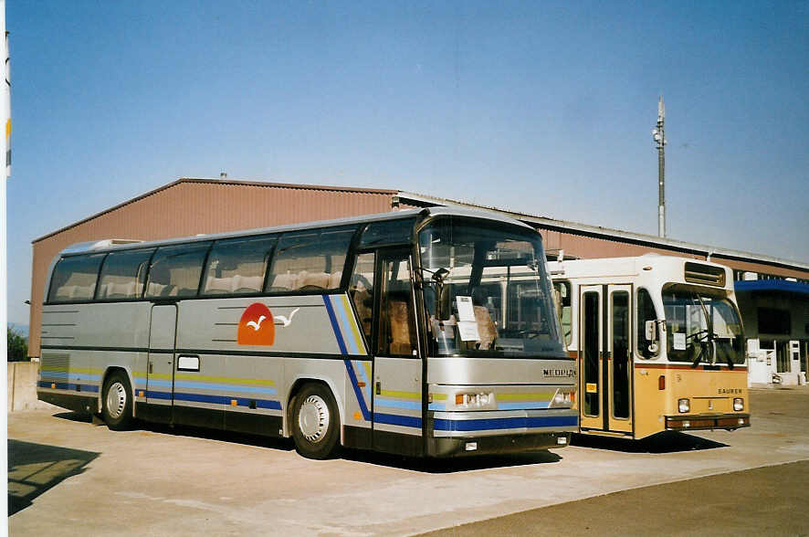 (061'821) - Rttimann, Niederbren - Neoplan am 19. Juli 2003 in Horgen, Neoplan