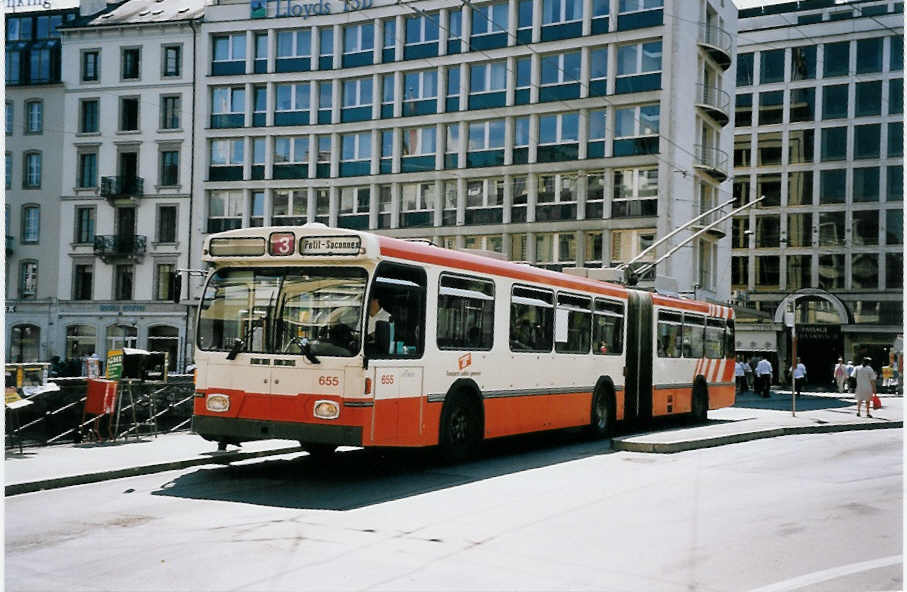 (062'518) - TPG Genve - Nr. 655 - Saurer/Hess Gelenktrolleybus am 4. August 2003 in Genve, Bel-Air