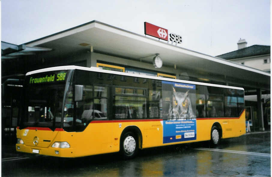 (063'707) - PostAuto Thurgau-Schaffhausen - Nr. 12/TG 158'090 - Mercedes (ex P 25'303) am 9. Oktober 2003 beim Bahnhof Frauenfeld