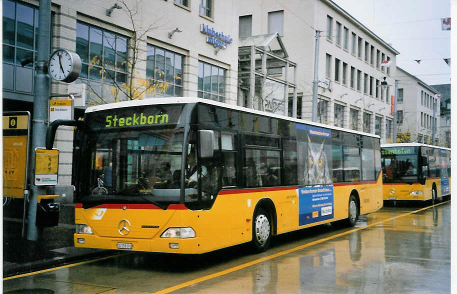(063'919) - PostAuto Thurgau-Schaffhausen - Nr. 1/TG 158'091 - Mercedes (ex P 25'308) am 9. Oktober 2003 beim Bahnhof Frauenfeld