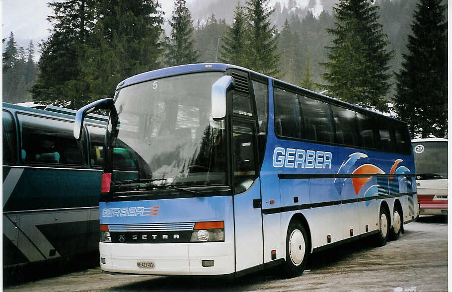 (065'326) - Gerber, Roggwil - Nr. 5/BE 413'481 - Setra am 7. Februar 2004 in Adelboden, Unter dem Birg