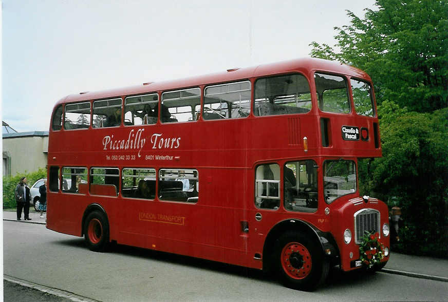 (067'404) - Piccadilly Tours, Winterthur - ZH 561'006 - Bristol - (ex Londonbus Nr. FLF 160) am 8. Mai 2004 in Effretikon, Katholische Kirche