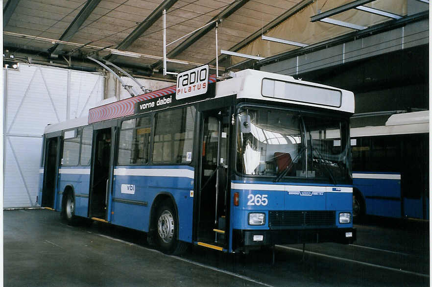 (067'824) - VBL Luzern - Nr. 265 - NAW/R&J-Hess Trolleybus am 23. Mai 2004 in Luzern, Depot