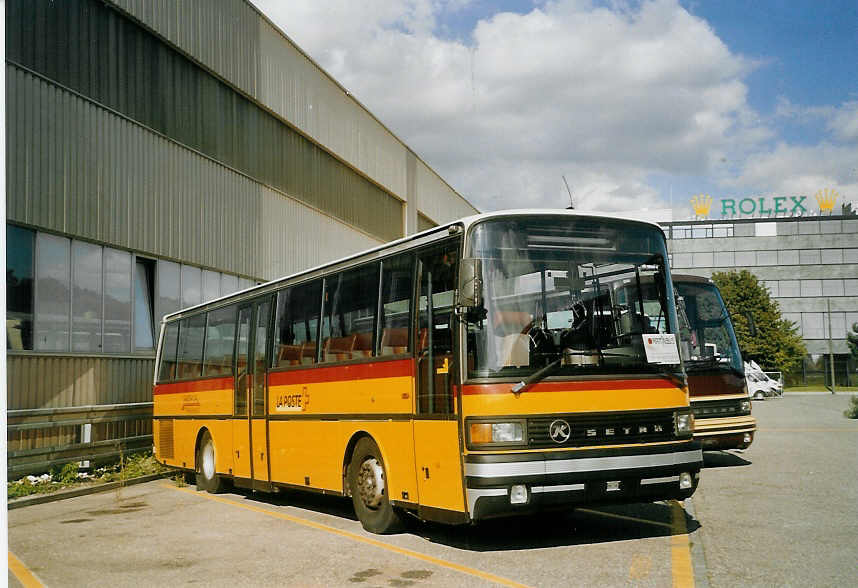 (070'604) - Sadesa, Coppet - Setra am 28. August 2004 in Biel, Rattinbus