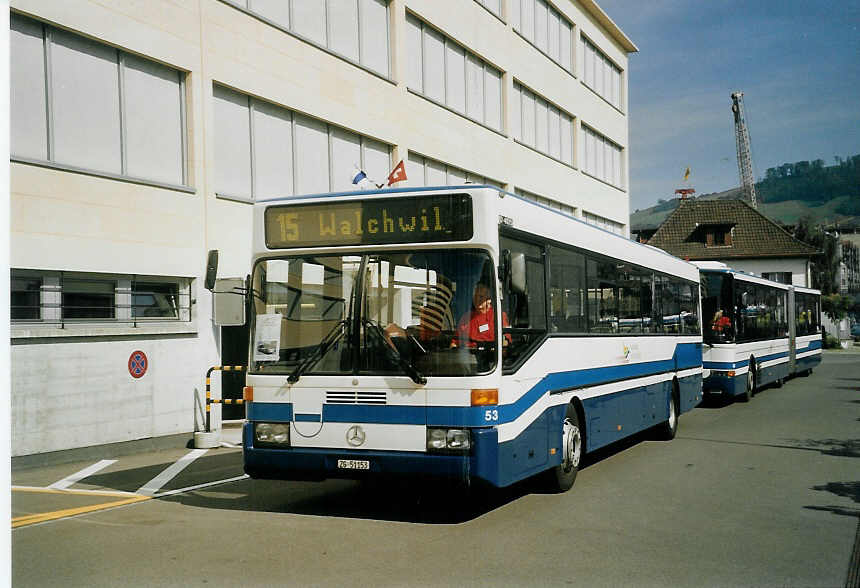 (070'912) - ZVB Zug - Nr. 53/ZG 51'153 - Mercedes am 11. September 2004 in Zug, Garage