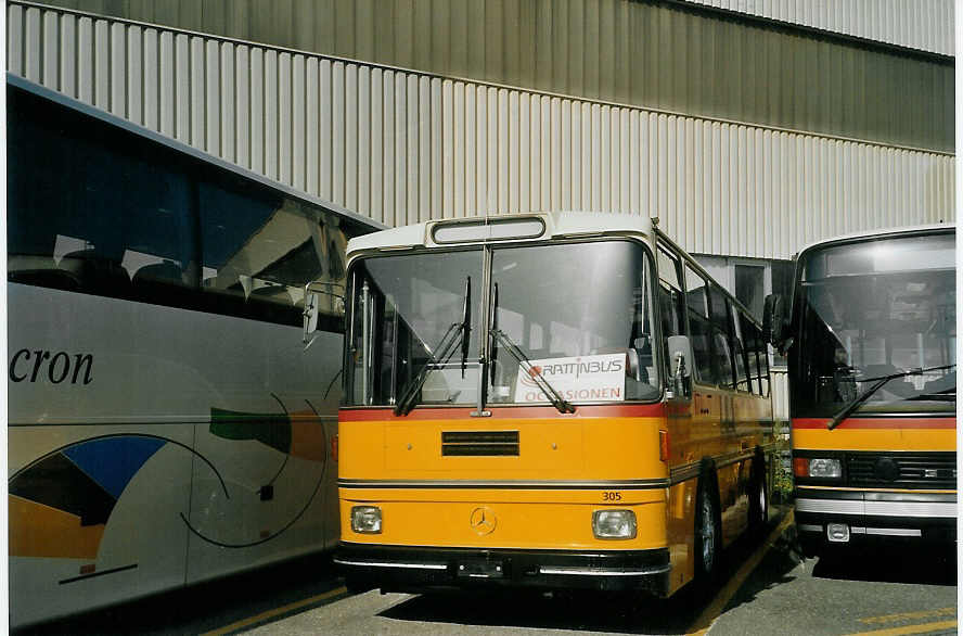 (071'727) - AutoPostale Ticino-Moesano - Nr. 305 - FBW/Hess (ex P 23'419) am 5. Oktober 2004 in Biel, Rattinbus