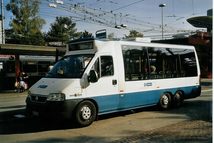 (072'224) - VBZ Zrich - Nr. 321/ZH 719'321 - Fiat am 23. Oktober 2004 in Zrich, Bucheggplatz