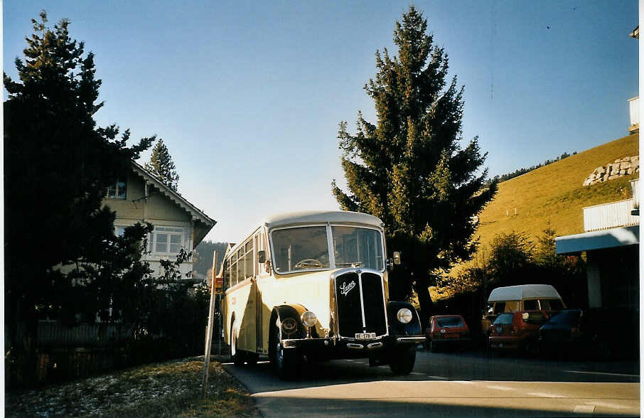 (073'020) - Burri, Teuffenthal - BE 178 U - Saurer/R&J am 12. Dezember 2004 in Teuffenthal, Post