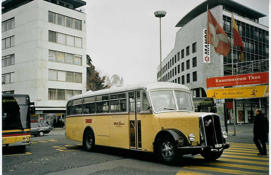 (073'118) - Burri, Teuffenthal - BE 178 U - Saurer/R&J am 12. Dezember 2004 beim Bahnhof Thun