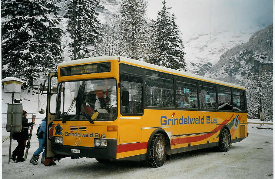 (073'429) - AVG Grindelwald - Nr. 24/BE 364'408 - Vetter am 29. Dezember 2004 beim Bahnhof Grindelwald
