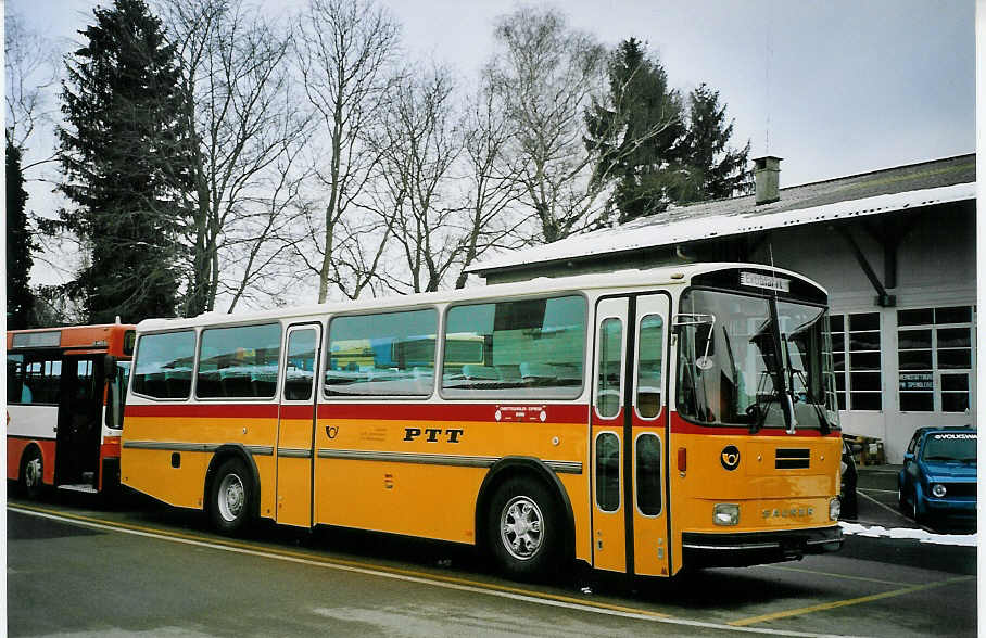 (074'821) - Zimmermann, Niederwangen - Saurer/Tscher (ex P 24'289) am 22. Februar 2005 in Bellach, Hess