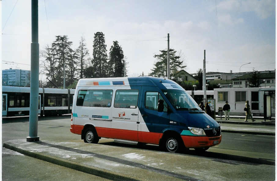 (075'036) - TPG Genve - Nr. 441/GE 960'082 - Mercedes am 24. Februar 2005 in Grand-Lancy, Bachet-de-Pesay