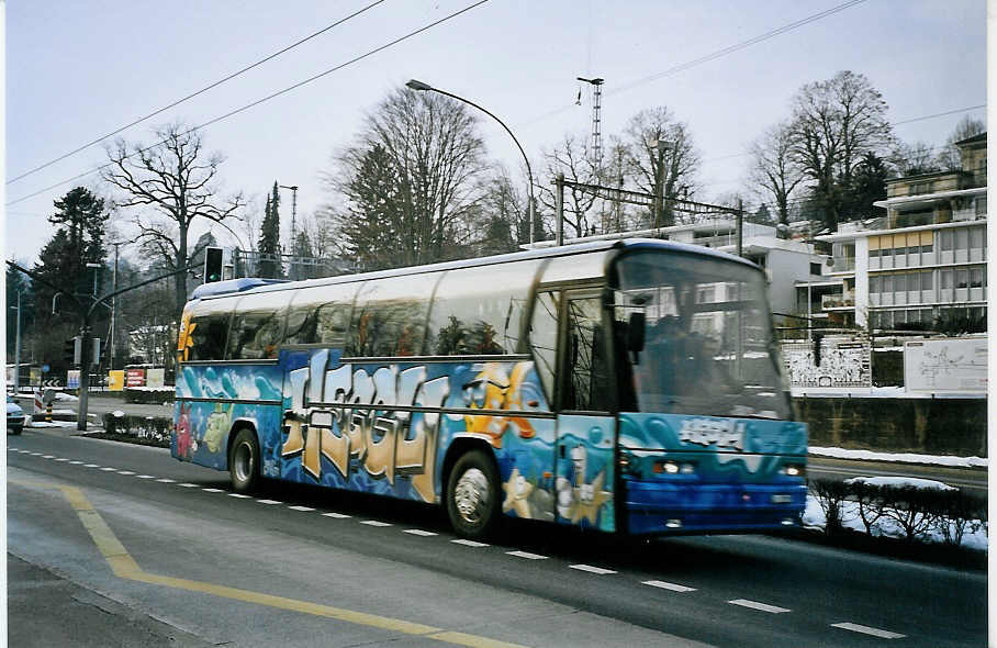 (075'315) - Heggli, Kriens - Nr. 32/LU 15'599 - Neoplan am 25. Februar 2005 in Luzern, Verkehrshaus