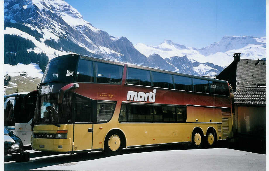 (075'920) - Marti, Kallnach - Nr. 24/BE 572'224 - Setra am 3. April 2005 in Adelboden, Landstrasse