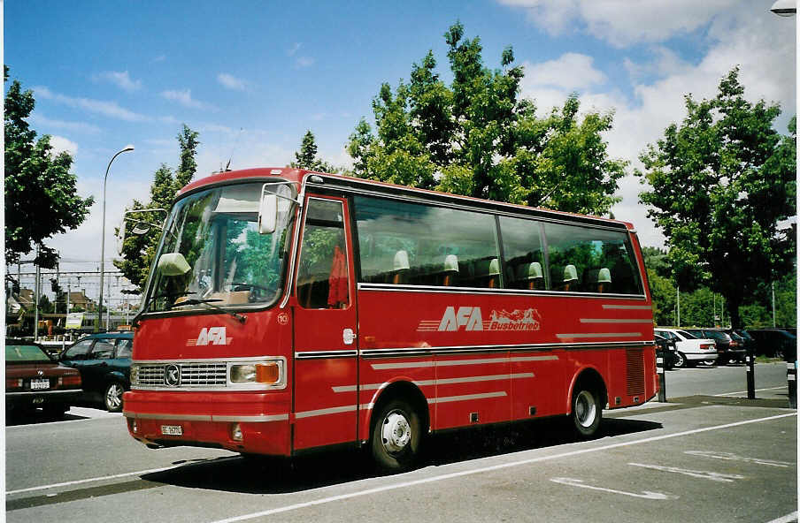 (077'012) - AFA Adelboden - Nr. 10/BE 26'774 - Setra (ex Frhlich, Zrich) am 31. Mai 2005 in Thun, Seestrasse