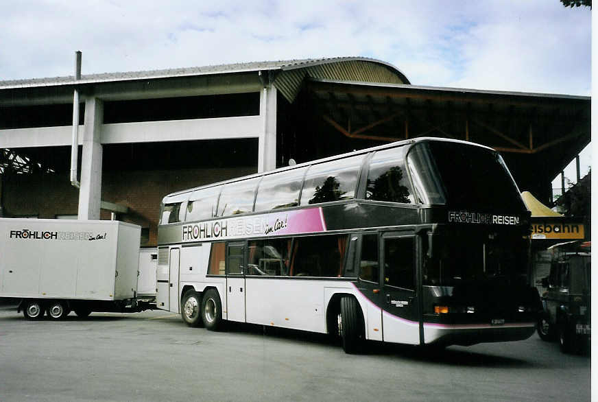 (078'222) - Frhlich, Zrich - ZH 27'116 - Neoplan am 7. Juli 2005 in Thun, Grabengut