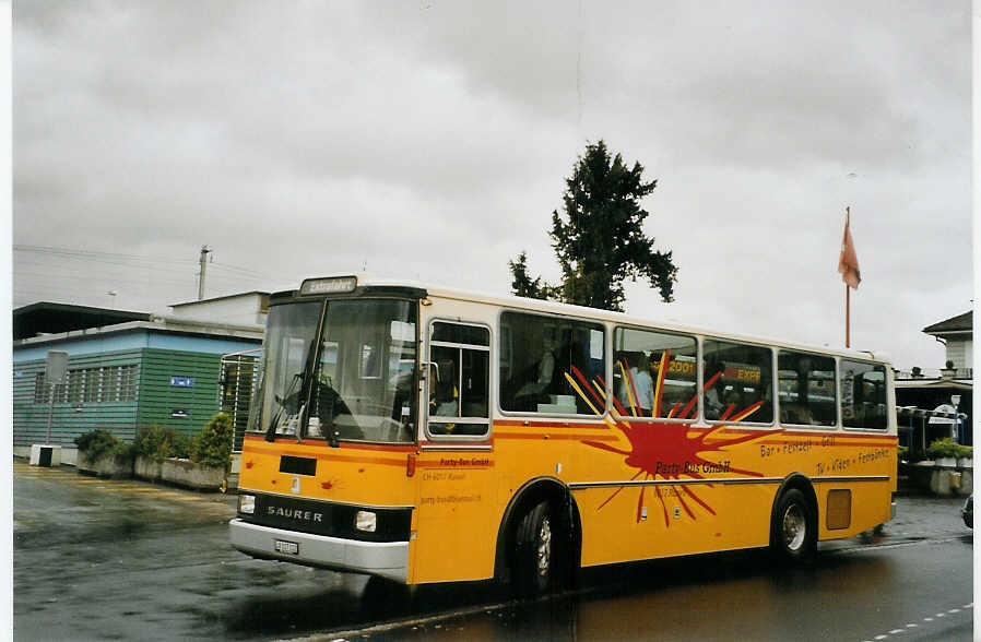 (080'420) - Party-Bus, Ruswil - LU 117'112 - Saurer/R&J (ex Sidler, Sempach) am 17. September 2005 beim Bahnhof Thun