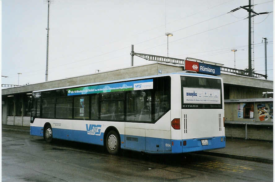 (081'626) - Frhlich, Zrich - Nr. 604/ZH 634'604 - Mercedes am 28. November 2005 beim Bahnhof Rmlang