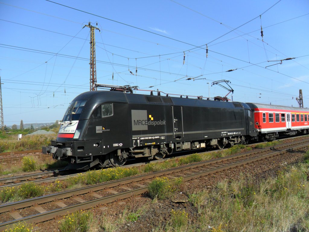 25.09.2011 Naumburg(Saale) Hbf. Für MRCE dispolok ES64 U2-028 ging es nach Kurzwende , bedingt durch die Sreckensperrung wegen PU bei Leißling, als RB nach Eisenach zurück. 