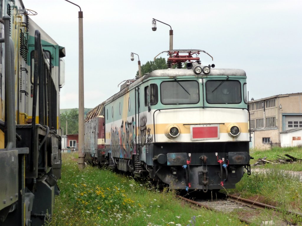 Am 22.08.2011 wird die KEG 7001 nach Rostock berfhrt, um dann mit der Fhre nach Schweden verschifft zu werden. Am 16.08.2011 geniet sie noch ihre letzten Tage in Karsdorf. (Foto: Klaus Pollmcher) 