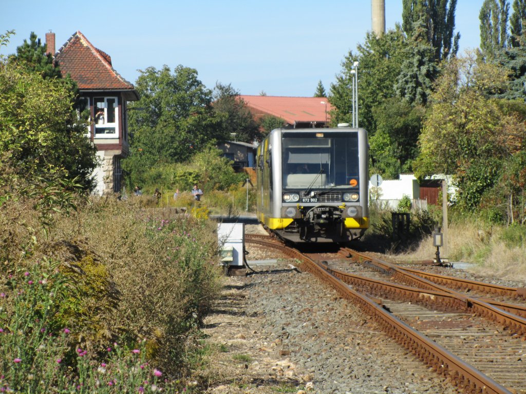 Burgenlandbahn 672 902 + 672 xxx als RB 34875 von Wangen nach Naumburg Ost, am 30.09.2012 bei der Einfahrt in Laucha. (Foto: Dieter Thomas)