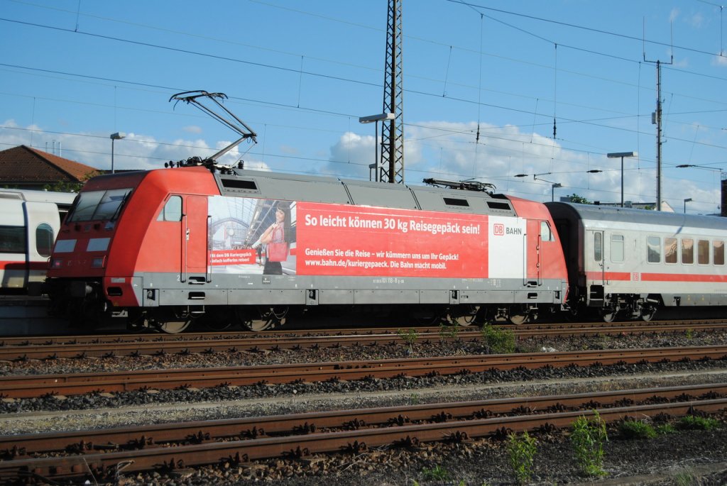 DB 101 118-8 als schiebende Lok am IC 2152 von Leipzig Hbf nach Frankfurt (M) Flughafen Fernbf, am 20.05.2013 in Naumburg Hbf. (Foto: dampflok015)