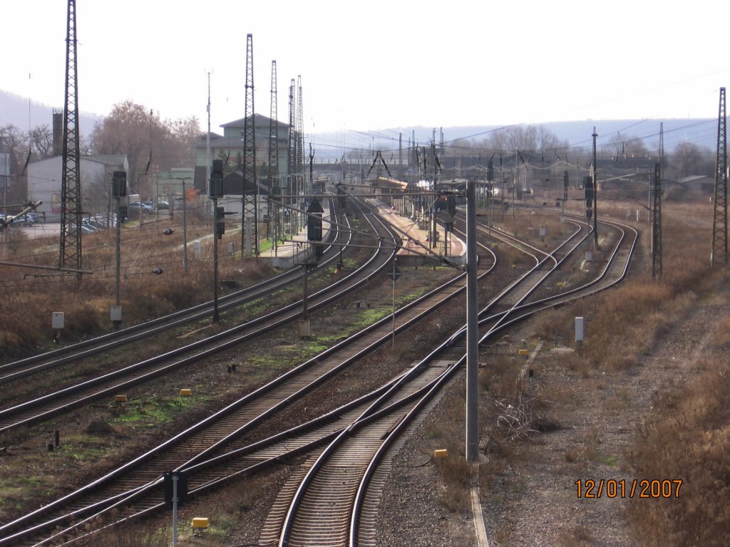 Die Gleisanlagen in Naumburg Hbf, die nach der Wende drastisch reduziert wurden; 12.01.2007 (Foto: Hans Grau)