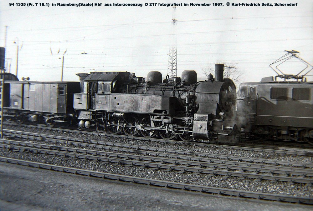 DR 94 1335 in Naumburg Hbf (S) Hbf; November 1967 (Foto: Karl-Friedrich Seitz)