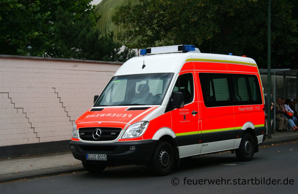 Feuerwehr D�sseldorf
MTF-19 (Funk:03/19/01).
Aufgenommen beim Tag der Offenen T�r der Feuerwache D�sseldorf Derendorf, 16.7.2011.

