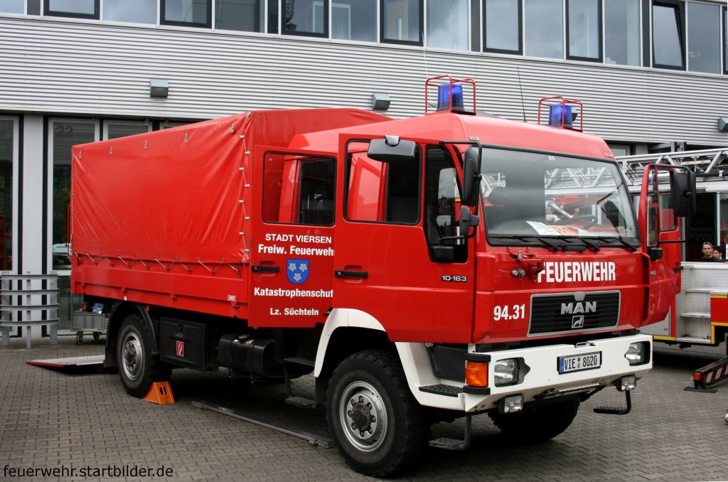 Feuerwehr Viersen
LZ S�chteln
Florian Viersen 94/31
VIE 8020
Dekontaminationsmehrzweckfahrzeug DMF
MAN 10.163
Aufgenommen beim Tag der Offenen T�r der Feuerwehr Viersen Stadtmitte, 20.6.2010.