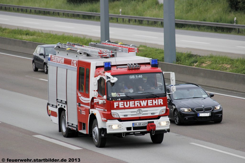 GB 1-46 der Feuerwehr Gross Bieberau.
Unterwegs auf der A5 H�he Frankfurt Flughafen.
