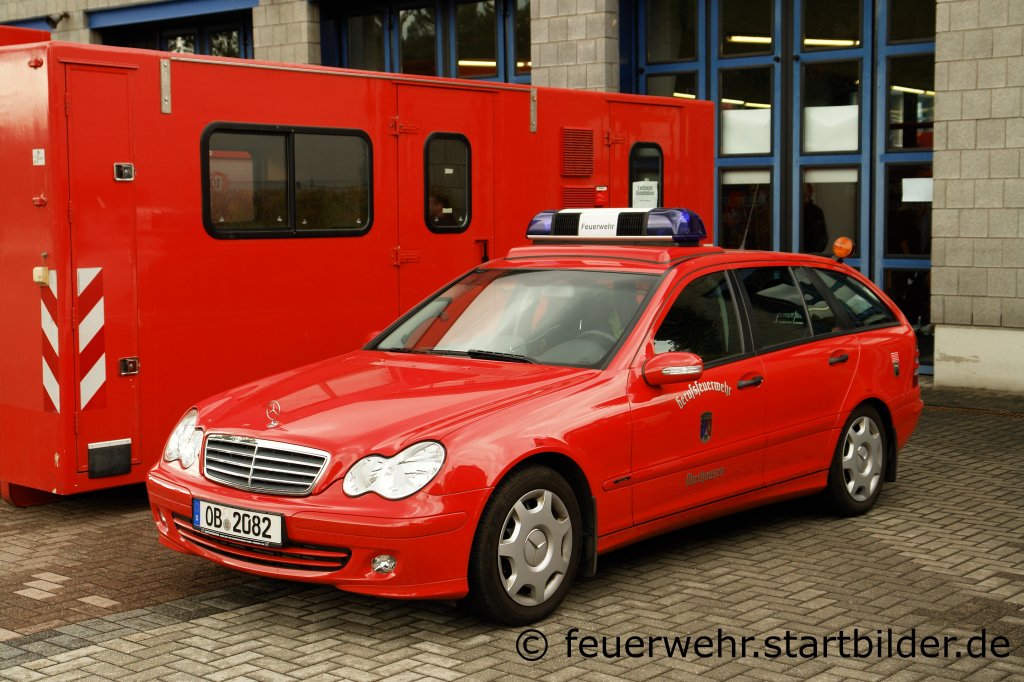 Kdow (1/05/2) der Feuerwehr Oberhausen.
Aufgenommen am 18.9.2011 beim Tdo der FF Oberhausen Sterkrade.