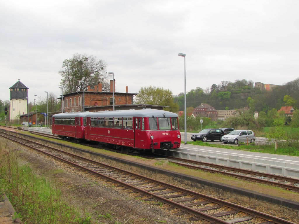 KSR 172 171-1 + 172 132-3 als Fotosonderfahrt nach Karsdorf, am 01.05.2013 in Nebra.