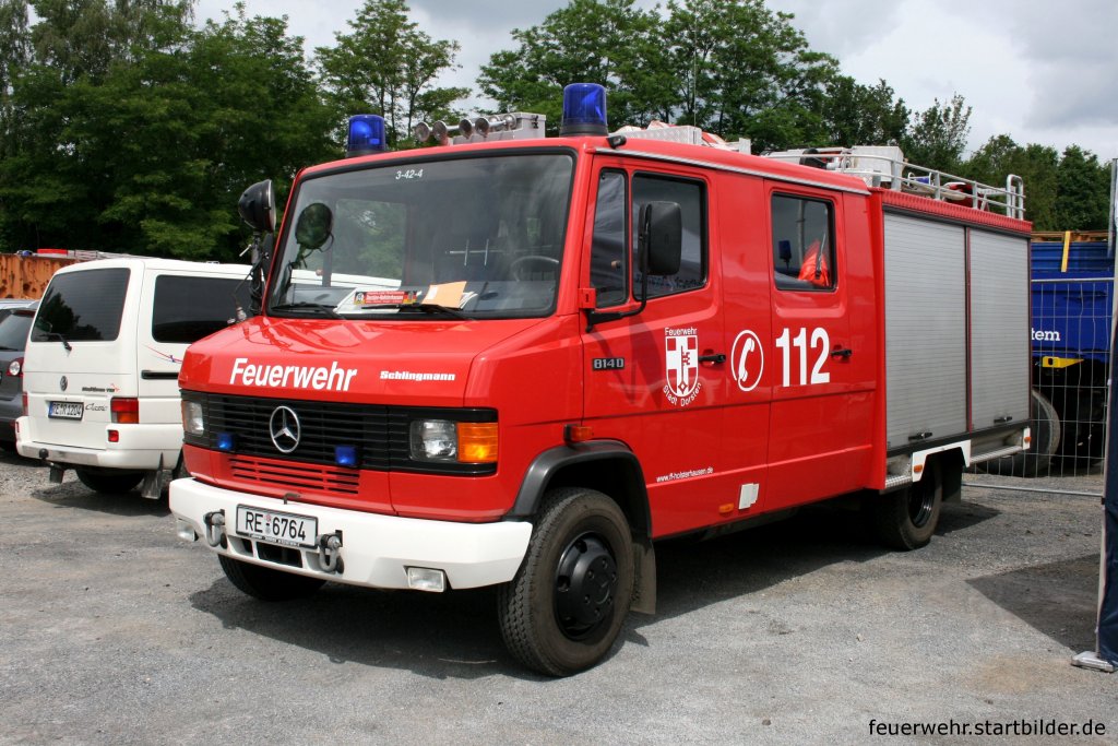 LF 8/6 (3/42/4) der Feuerwehr Dorsten.
Aufgenommen beim Tag der Offenen T�r der Feuerwehr Dorsten, 13.6.2010.