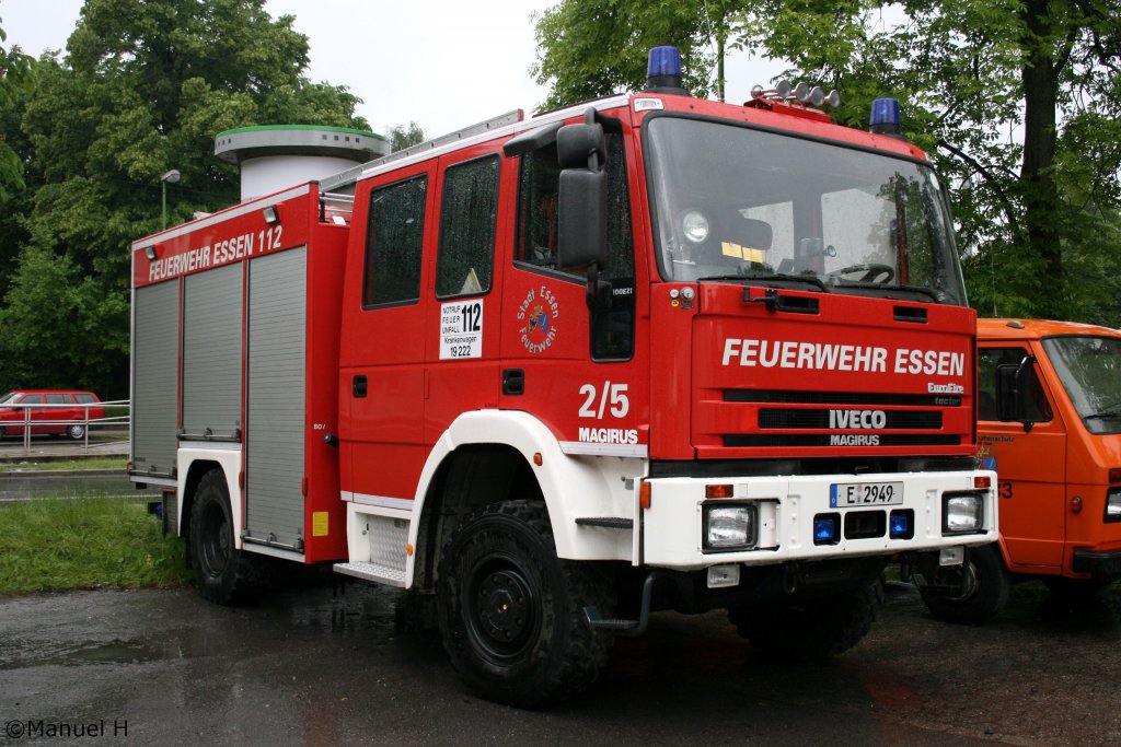LF 8/6 (Florian Essen 9/42/6).
Das LF ist bei der FF Margaretenh�he Stationiert.
Aufgenommen beim Tag der Offenen T�r der FF Margaretenh�he am 30.5.2010.
