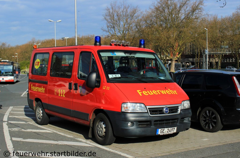 MTW (11/19/01) der Feuerwehr Gelsenkirchen.
Das Fahrzeug geh�rt zum LZ 11 in Gelsenkirchen.